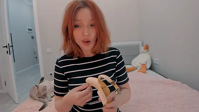 yuna loon online show from 10/19/25, 02:53