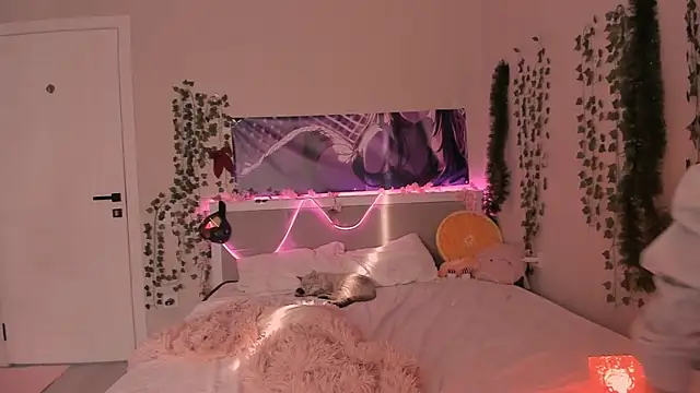 yuna loon online show from 12/05/25, 04:22