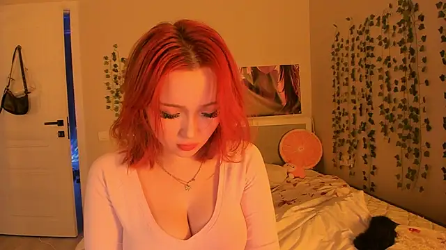 yuna loon online show from 11/16/25, 02:05