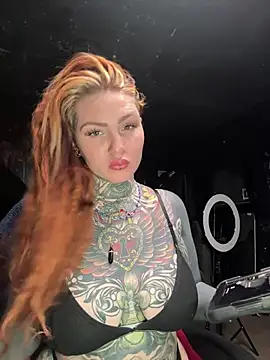 Snapshot of AlexandraWildd chatting on 03/12/26, 02:32 AlexandraWildd online show from 03/12/26, 02:32