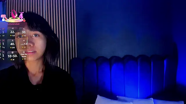 Snapshot of Gina_77 chatting on 10/14/25, 12:06 Gina 77 online show from 10/14/25, 12:06