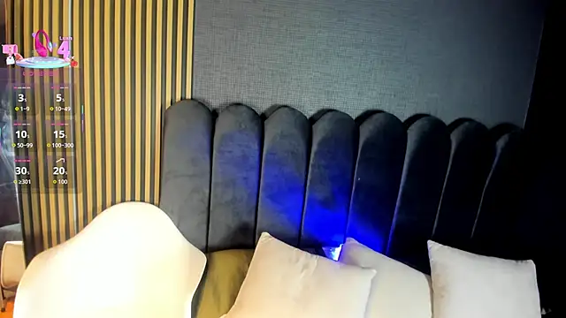 Gina 77 online show from 10/31/25, 12:02