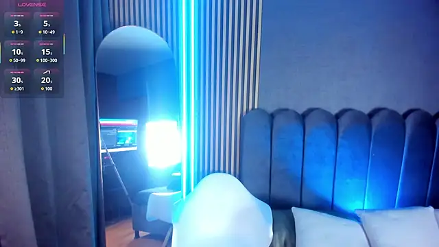 Gina 77 online show from 11/05/25, 12:19