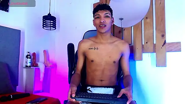 Rick Wade online show from 11/28/25, 04:12