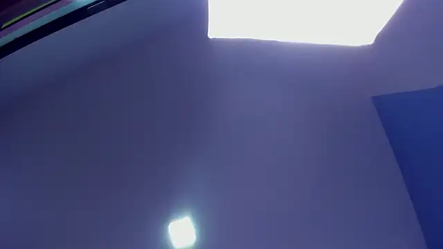 isabela-nix online show from 12/13/25, 08:04