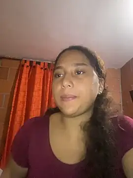 Snapshot of AnaisVelvet11 chatting on 10/06/25, 12:12 AnaisVelvet11 online show from 10/06/25, 12:12