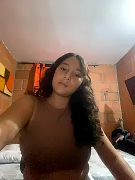 Snapshot of AnaisVelvet11 chatting on 10/18/25, 12:12 AnaisVelvet11 online show from 10/18/25, 12:12