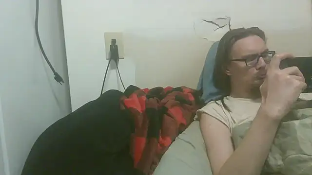 Snapshot of dandonn chatting on 04/30/26, 05:42 dandonn online show from 04/30/26, 05:42