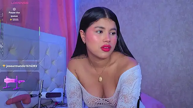 yulissa girls online show from 03/18/26, 02:30