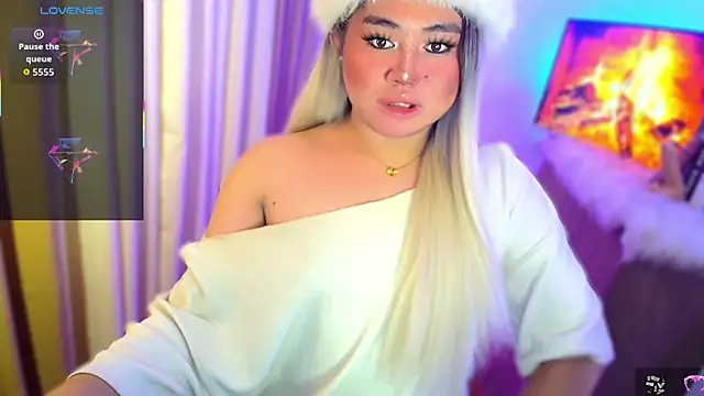 Snapshot of ursexy_ceciliaxx chatting on 07/14/26, 04:35 ursexy ceciliaxx online show from 07/14/26, 04:35