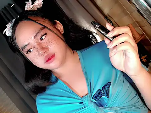 Snapshot of ursexy_ceciliaxx chatting on 10/19/25, 03:59 ursexy ceciliaxx online show from 10/19/25, 03:59