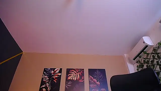 ChristopherBlack  online show from 10/23/25, 01:10