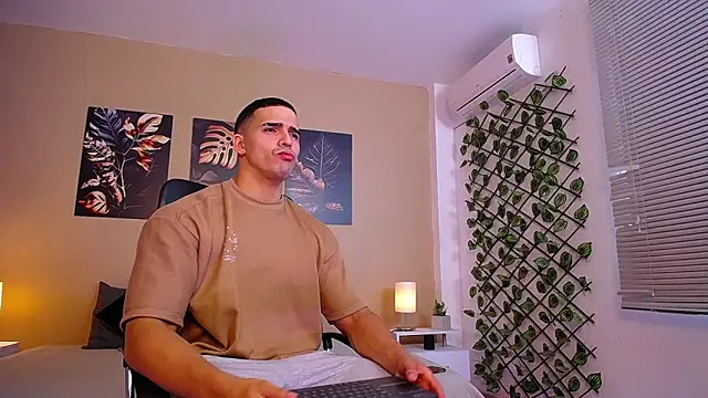 ChristopherBlack  online show from 02/16/26, 01:10