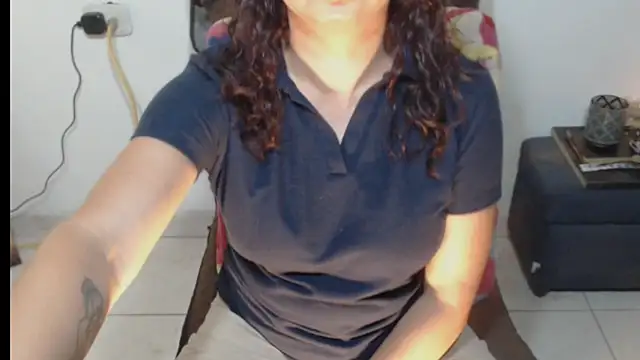 Milf Valeria online show from 01/13/26, 05:28