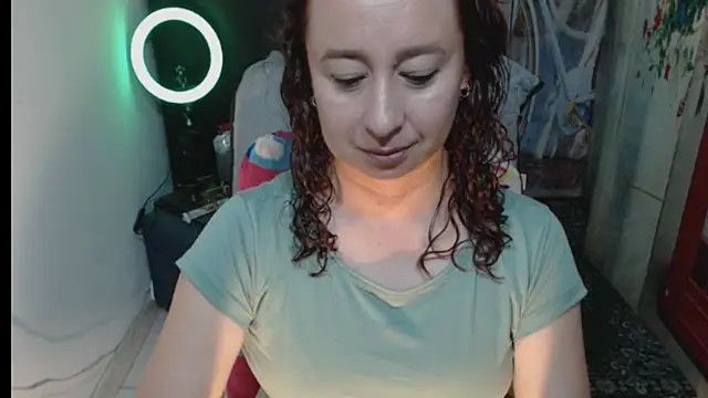 Milf Valeria online show from 11/12/25, 03:05