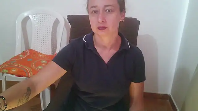 Milf Valeria online show from 05/27/26, 03:52