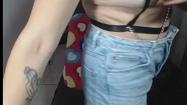 Milf Valeria online show from 12/19/25, 06:10