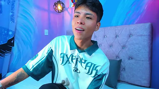 MaxiWildd online show from 05/30/26, 01:17