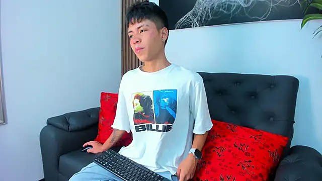 MaxiWildd online show from 02/19/26, 12:35