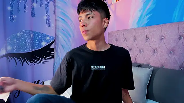 MaxiWildd online show from 03/10/26, 08:46