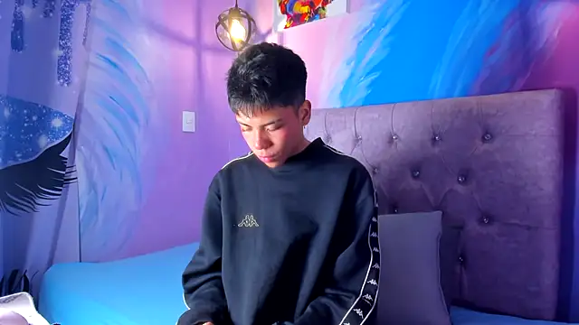 MaxiWildd online show from 12/02/25, 12:51