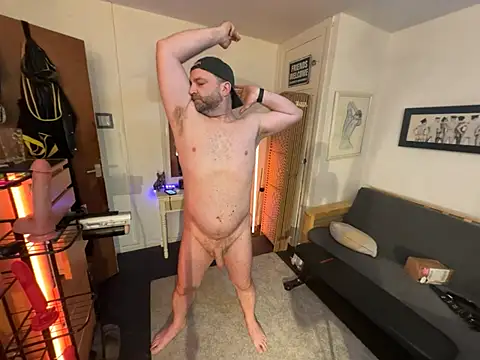 Dilfcam101 online show from 03/09/26, 08:40