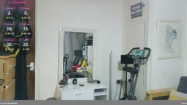 Dilfcam101 online show from 04/05/26, 06:58