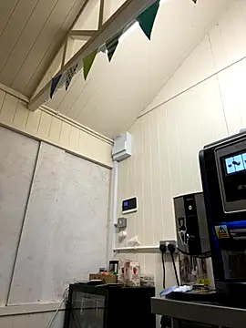 Dilfcam101 online show from 11/02/25, 04:12