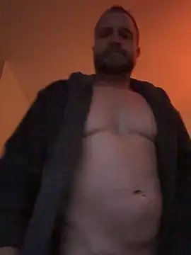 Dilfcam101 online show from 10/21/25, 06:24