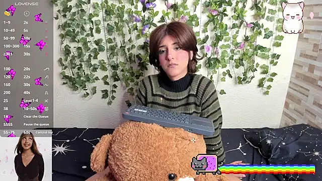 Snapshot of Amy_Moonlight chatting on 10/16/25, 10:29 Amy Moonlight online show from 10/16/25, 10:29