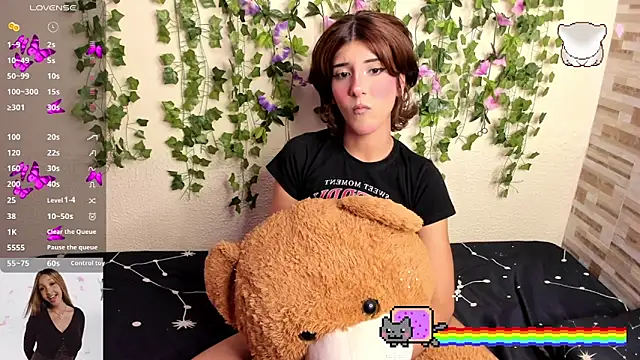 Amy Moonlight online show from 11/06/25, 10:14