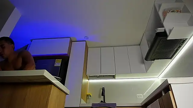 Snapshot of SusanClarck chatting on 10/28/25, 12:00 SusanClarck online show from 10/28/25, 12:00