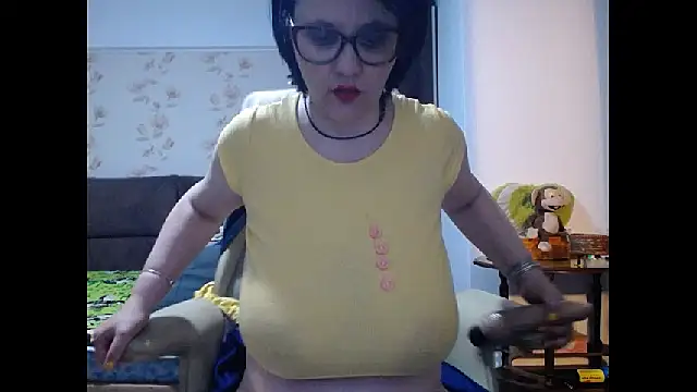Snapshot of Mary_x chatting on 06/05/26, 06:52 Mary x online show from 06/05/26, 06:52