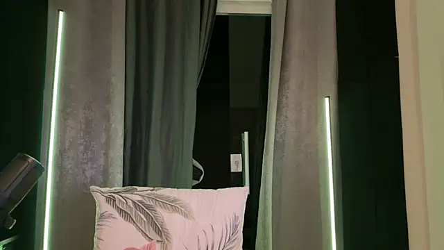 mettew22cm online show from 09/15/25, 06:25