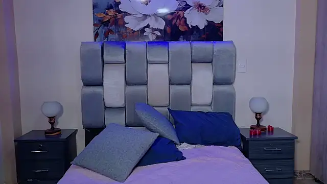 saramikaelson online show from 10/21/25, 08:08