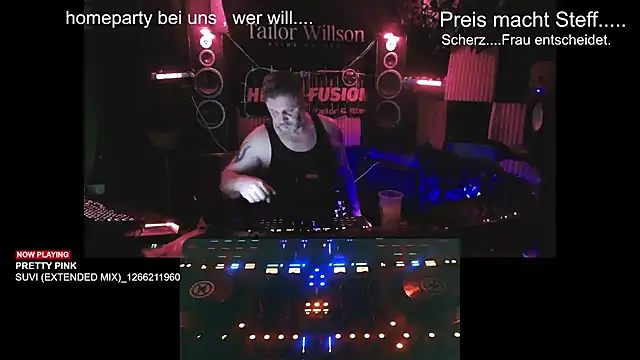 Wir2002Paar online show from 11/15/25, 11:31