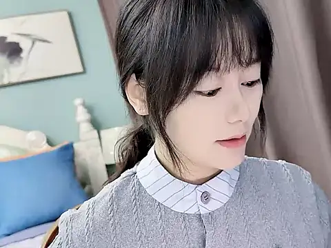 sarah111 online show from 11/12/25, 03:10