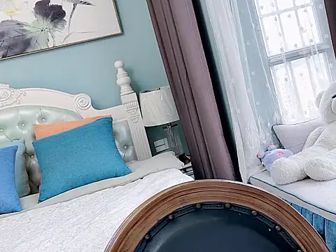 sarah111 online show from 10/21/25, 03:17