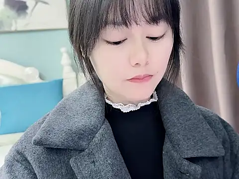 sarah111 online show from 12/18/25, 04:06