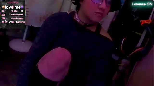 Ftm Bunny online show from 12/17/25, 12:32