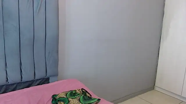 ChubbyBuddyxXx online show from 04/13/26, 04:33