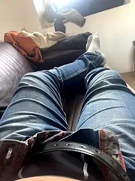 carapace31 online show from 11/30/25, 02:18