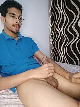 Sweetfucker  online show from 03/01/26, 07:41