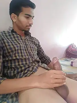 Sweetfucker  online show from 11/04/25, 09:02