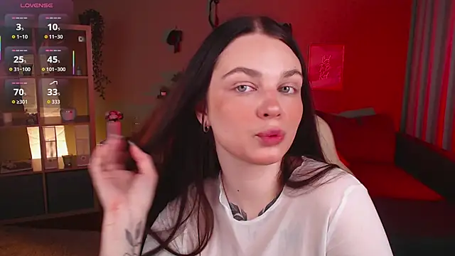 Michela Fruet online show from 10/07/25, 01:06