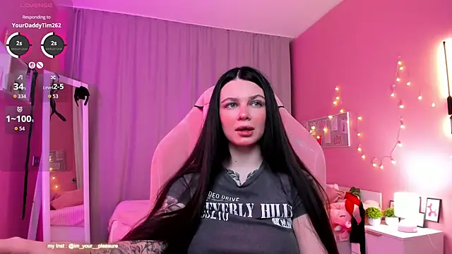 Michela Fruet online show from 11/29/25, 01:06