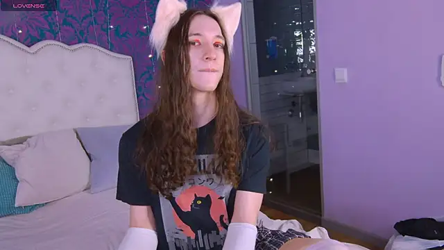 Snapshot of SilverMuse chatting on 03/03/26, 10:17 SilverMuse online show from 03/03/26, 10:17