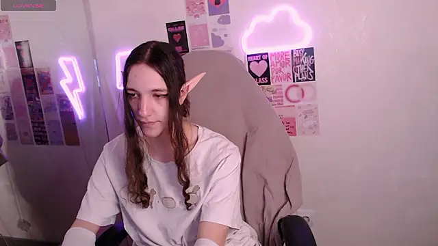 SilverMuse online show from 02/06/26, 09:44