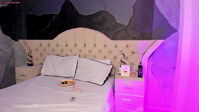 AmbarFoxx  online show from 09/13/25, 05:07