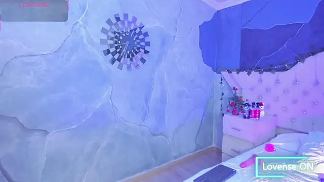 AmbarFoxx  online show from 12/04/25, 07:07